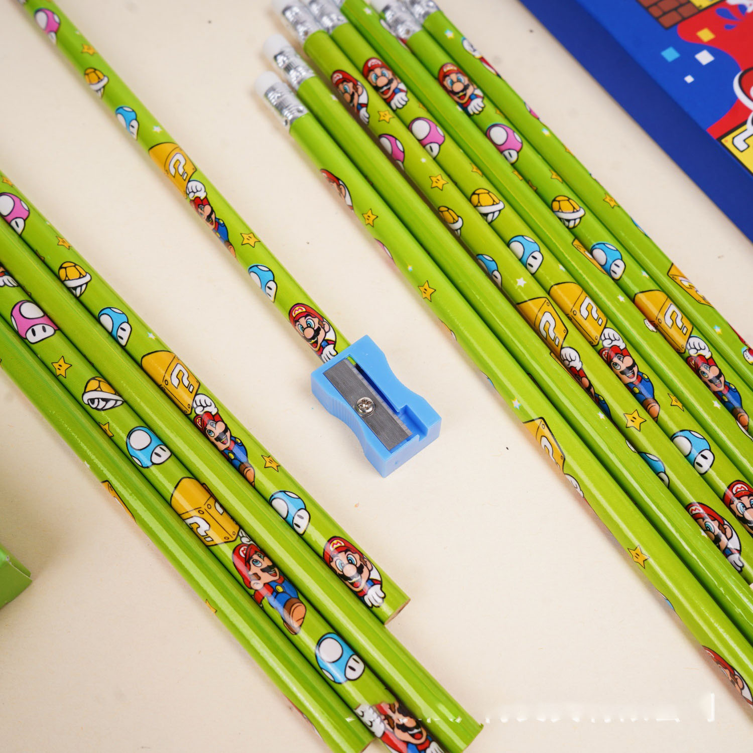 Super Mario element 2B pencil. - Stationery Office avis et prix